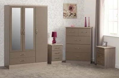 Nevada 3 Door 2 Drawer Mirrored Wardrobe Bedroom Set