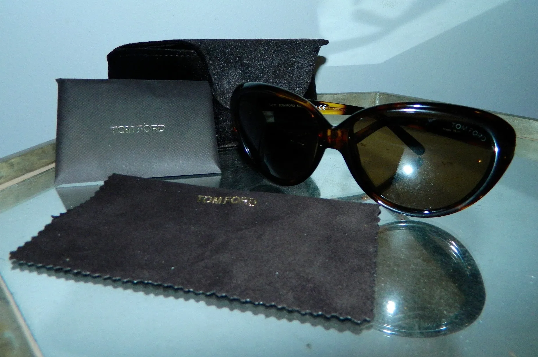 tortoiseshell TOM FORD sunglasses / Anabelle cat eye frames